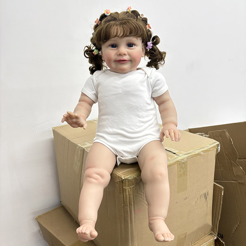 25インチの様々な衣装オプションがあるリアルで可愛いゾーイ・ - Baby Clothing Model のレビューと価格