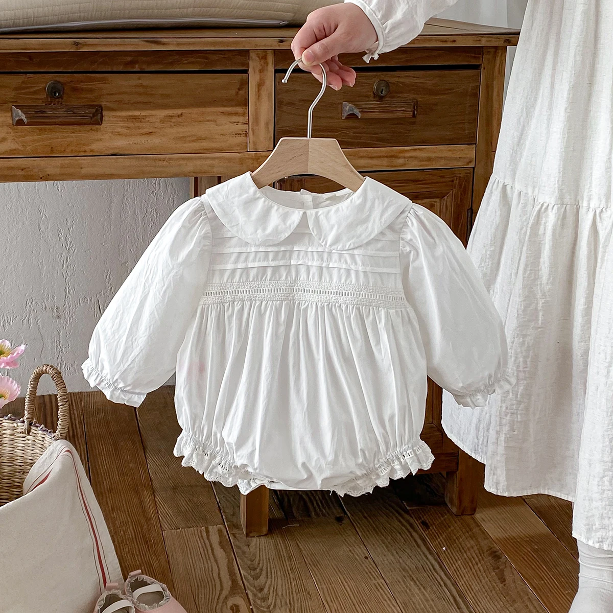 春の女の赤ちゃんロンパース甘い新生児居心地の良い長袖ピーター - Baby Clothing Brand のレビューと価格